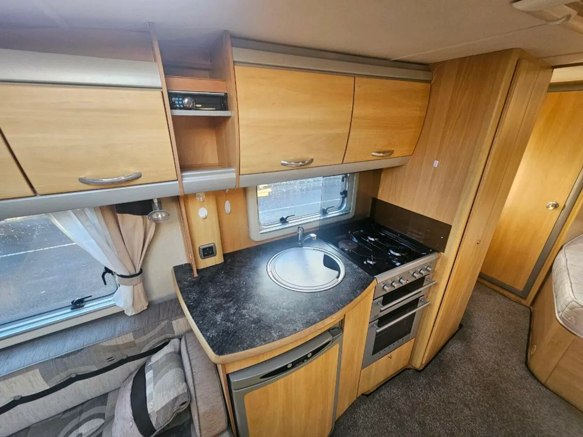 Sterling elite fixed bed - Image 4