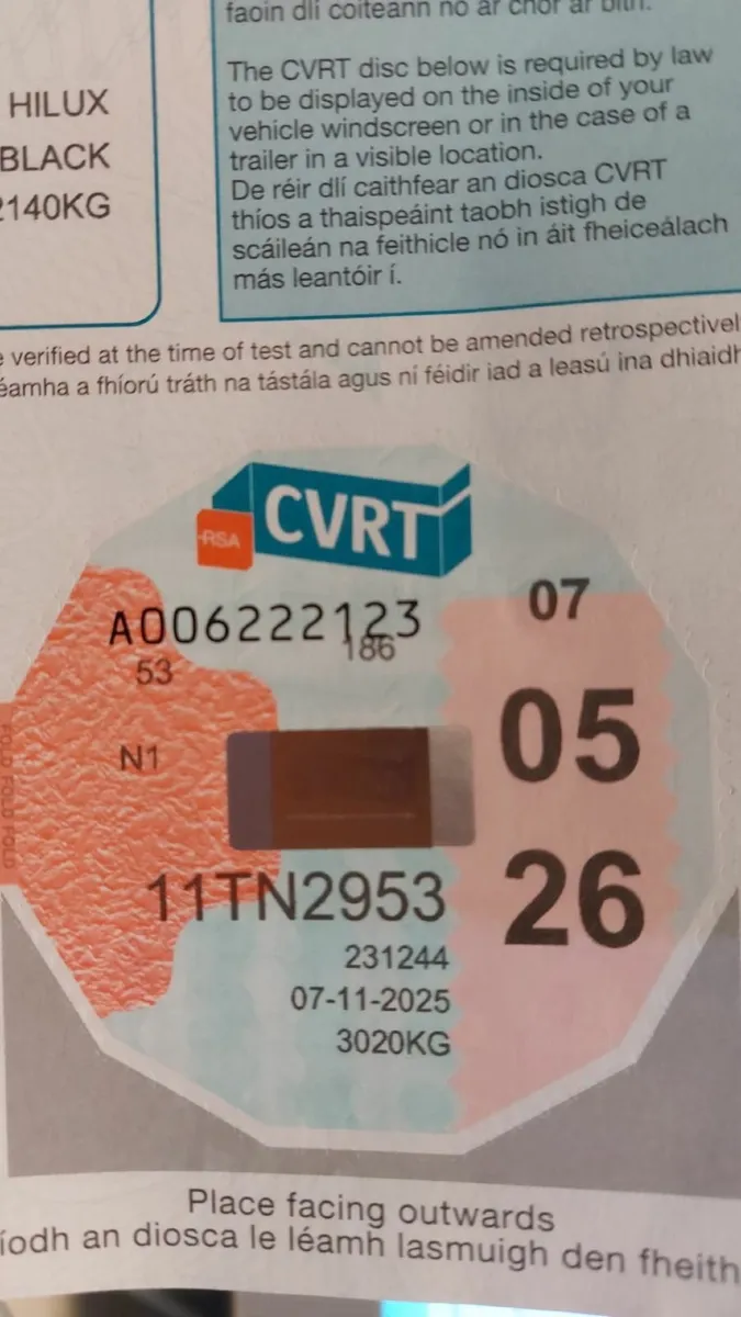 Toyota Hilux 3.0 D4D Invincible D/C 171BHP, 2011 - Image 3