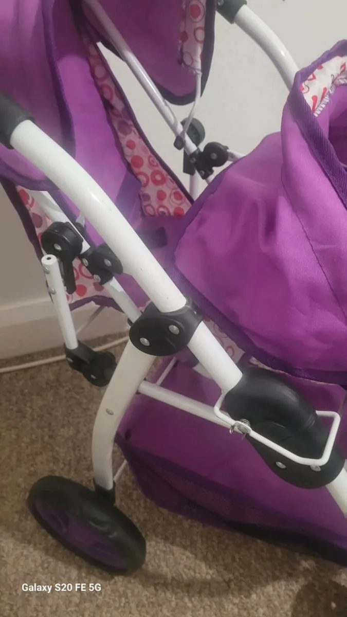 Doll pram - Image 2