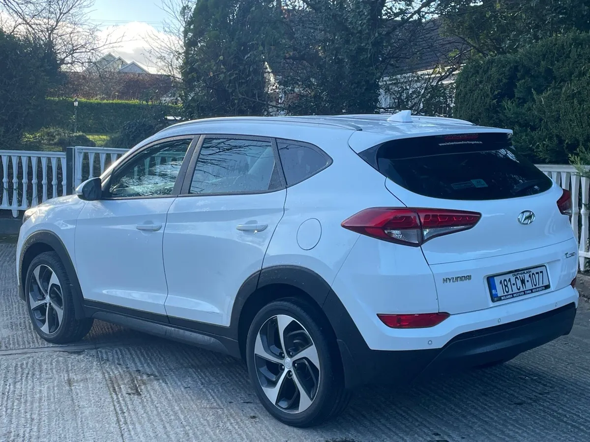 * HYUNDAI TUSCON EXECUTIVE .. ‘2018 .. MINT * - Image 3