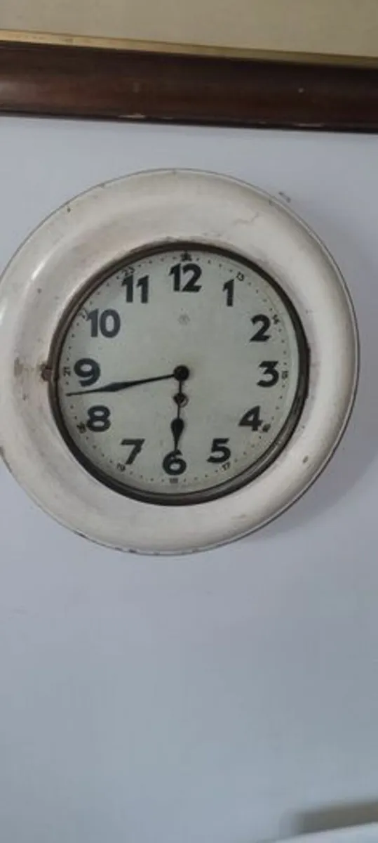 Vintage Junghans wall clock - Image 4