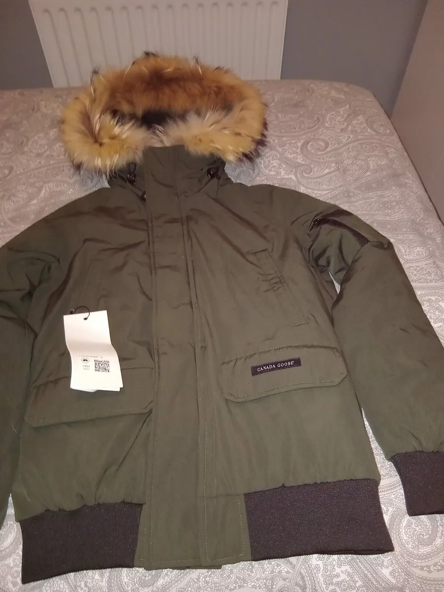 LADYS CANADA GOOSE JACKET - Image 1