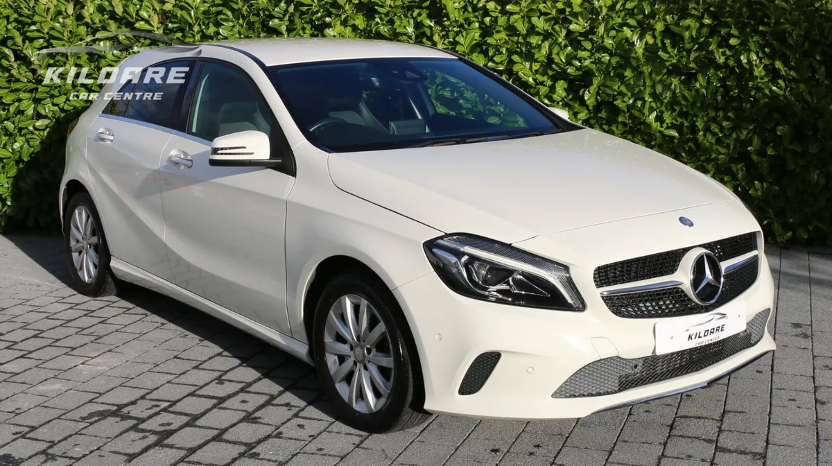 MERCEDES-BENZ A-CLASS A180 AUTO - Image 4