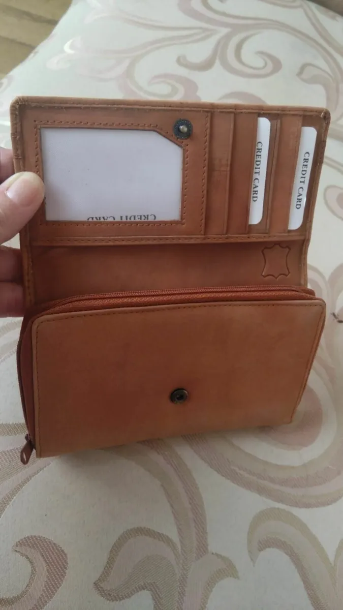 Job lot of 50 leather style wallets - Image 2