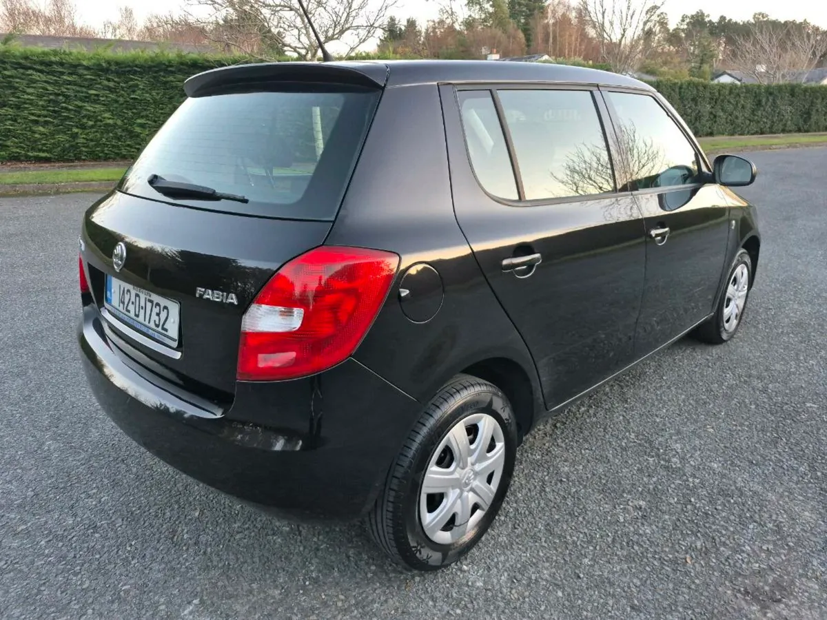 SKODA FABIA**ONLY 67,000mls**LIKE NEW - Image 3