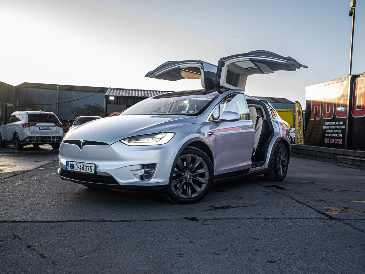 2018 Model X 100D Dual Motor/1 Owner/Irish Car - Image 2