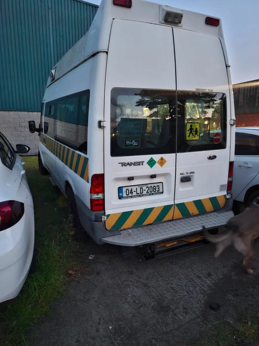 2.4 Ford Transit 2004 Engine and box 5 speed