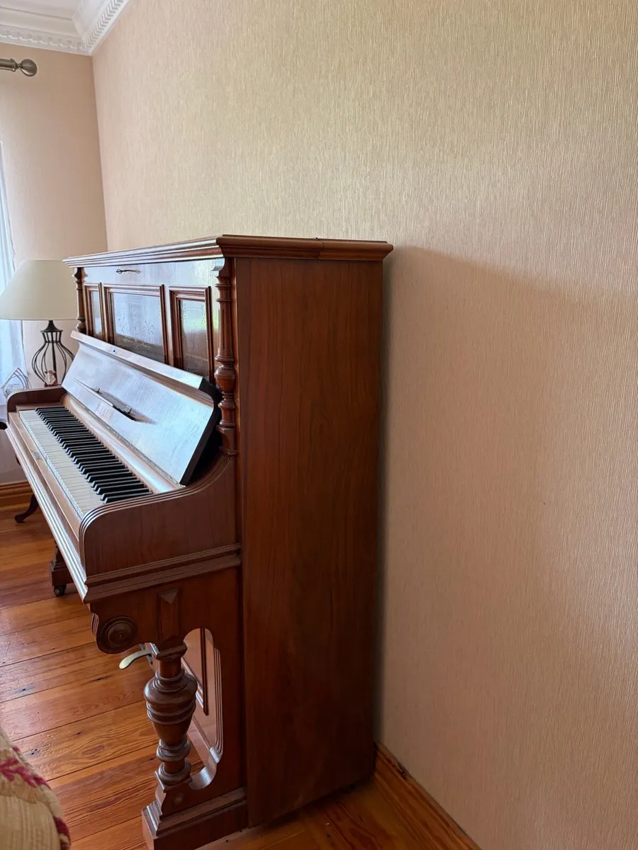 Berlin Piano - Image 3