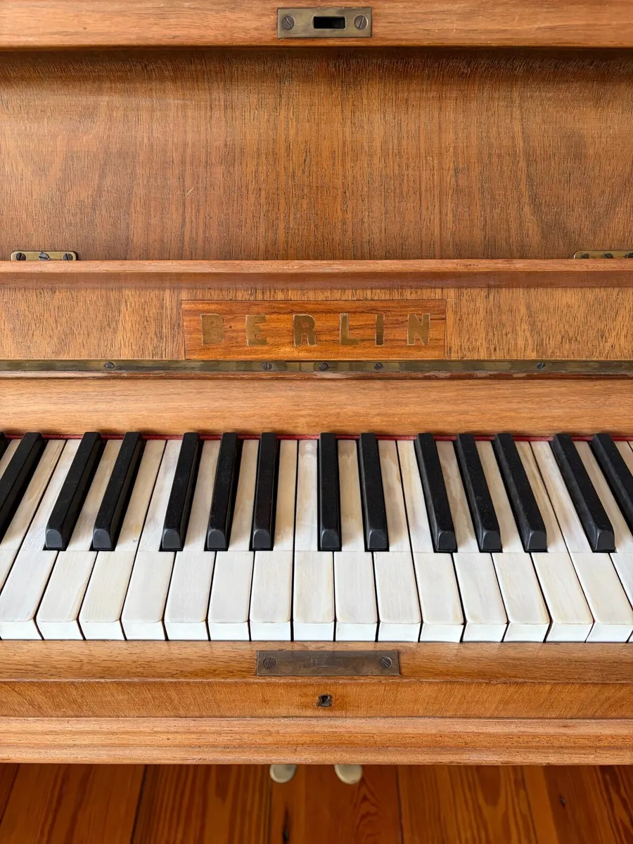 Berlin Piano - Image 4