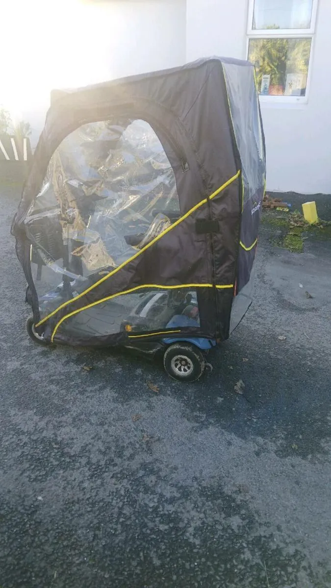 Rascal electric scooter with waterproof cover - Image 4