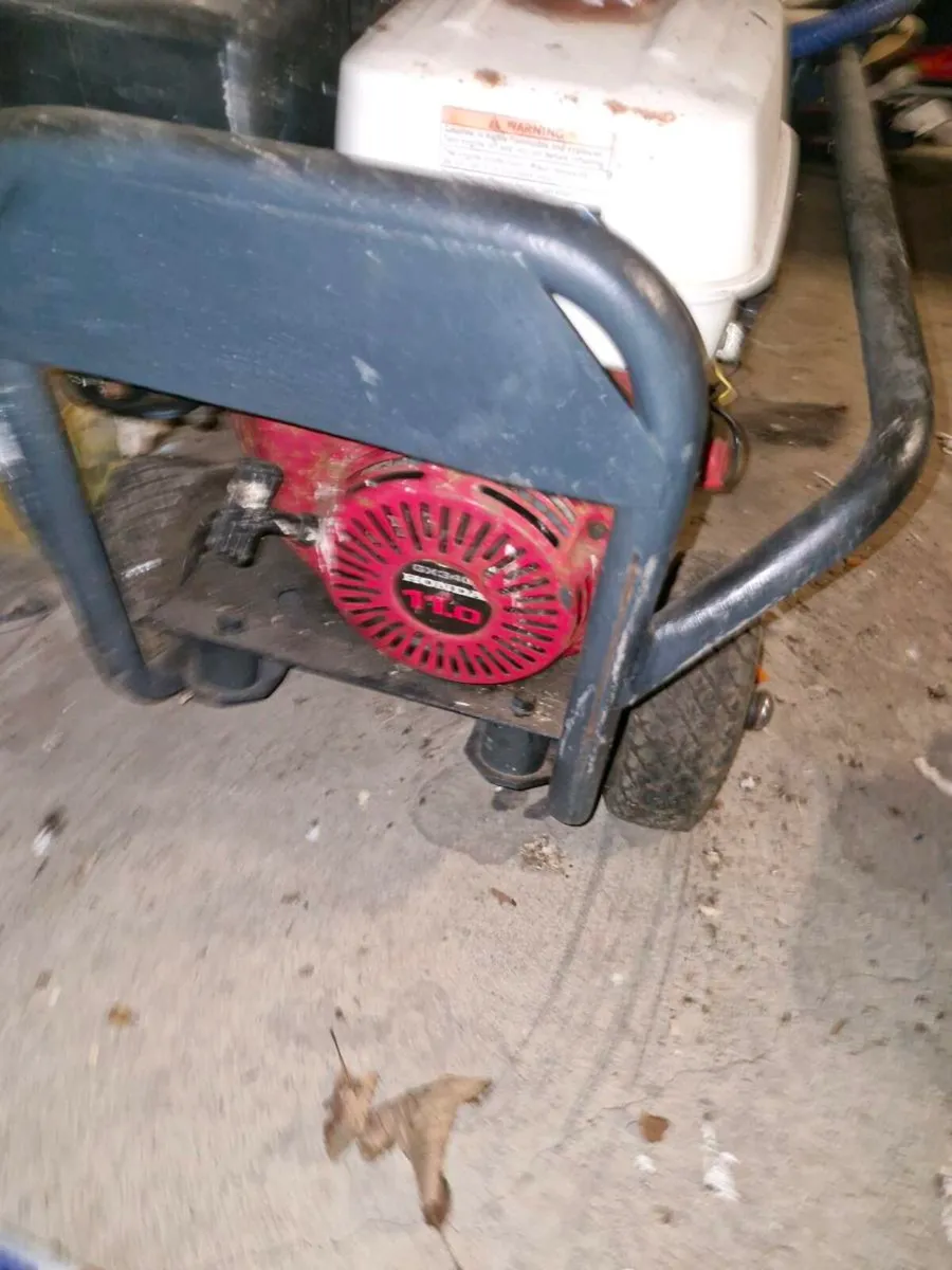 Power washer - Image 2