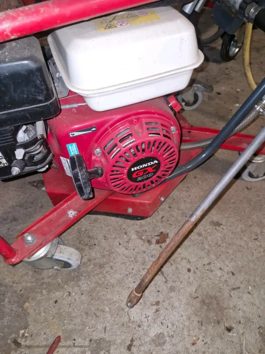 Power washer - Image 2