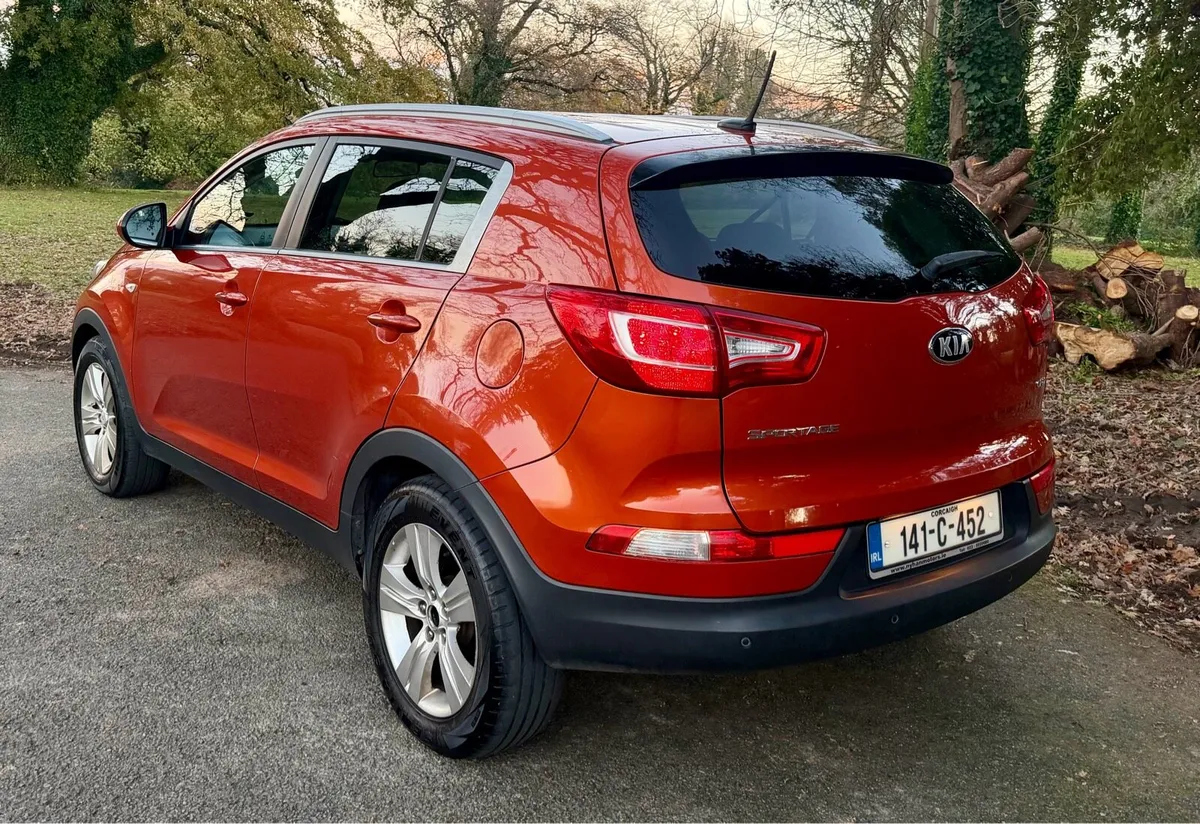 2014 Kia Sportage 1.7 LXE - Image 2