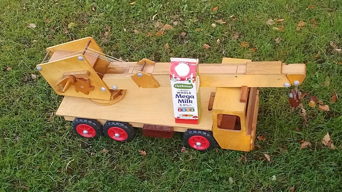 Handmade Toy Crane - Image 3