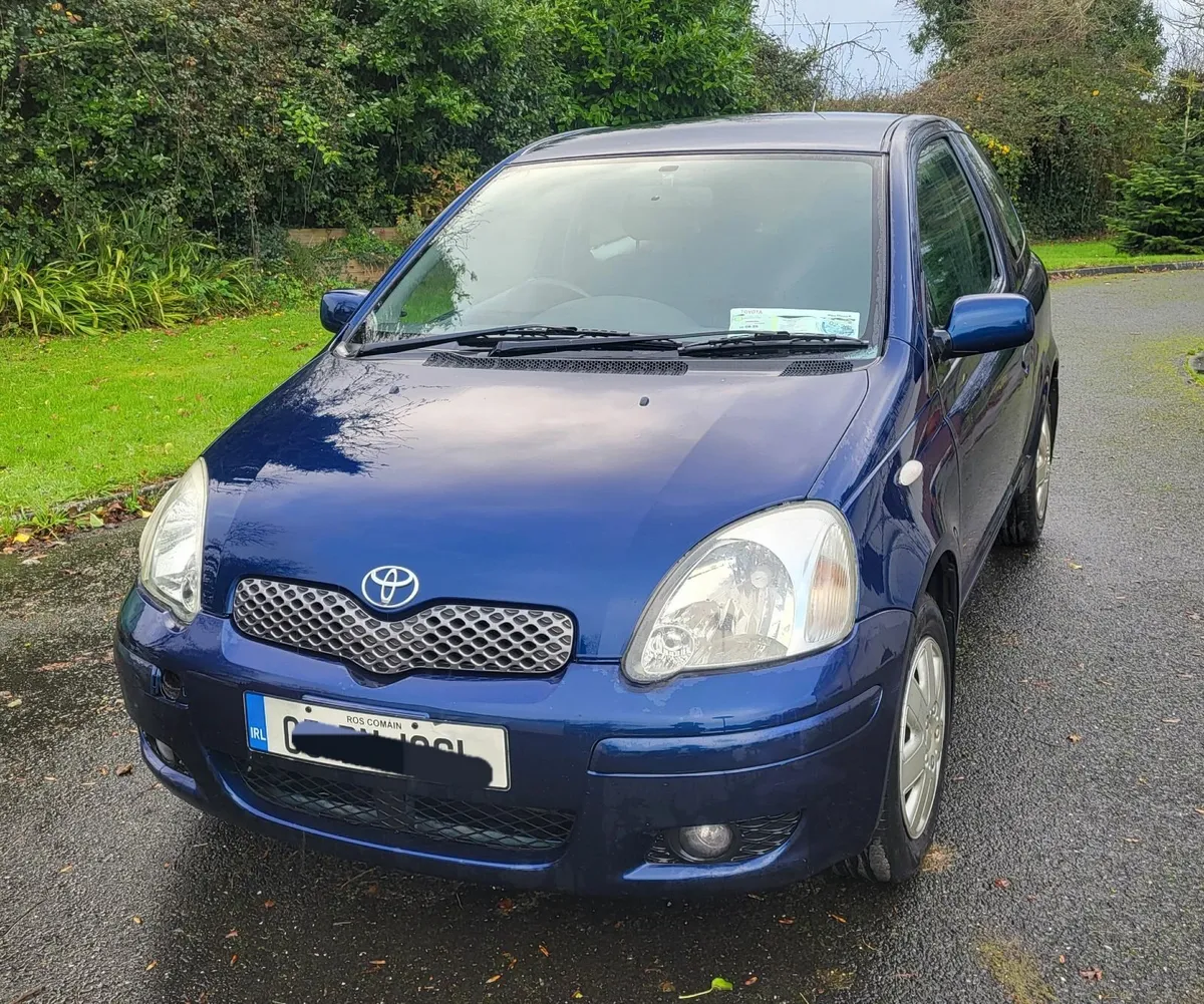 Toyota Yaris 2005 - Image 1