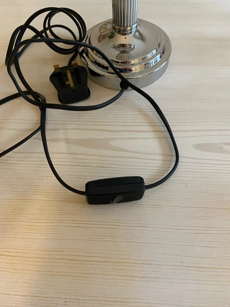 Double Sided Lighup Mirror. - Image 3