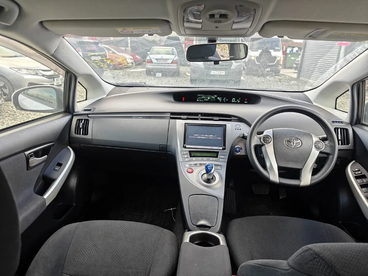 Toyota Prius 2014 - Image 3