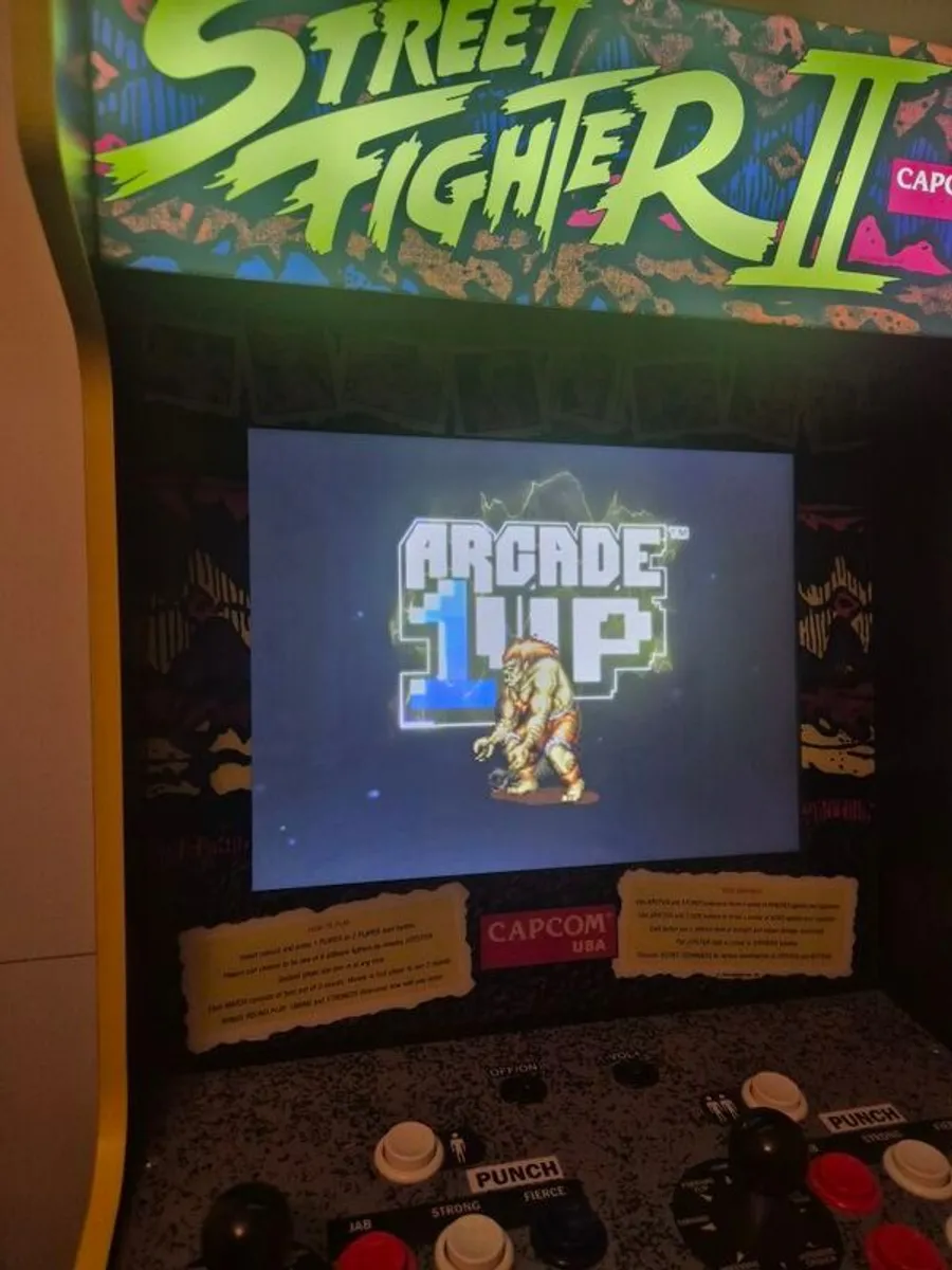 Arcade machine - Image 2