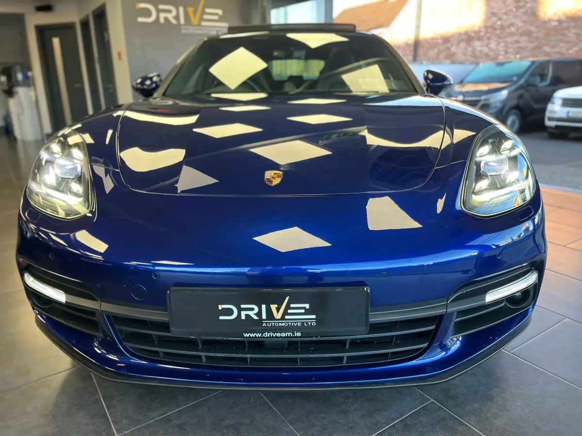 192d Porsche Panamera 4 E-Bybrid - Image 4