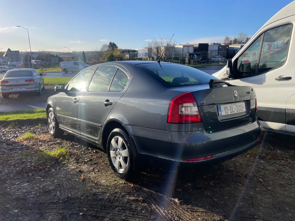 2010 Skoda Octavia Elegance - Image 3