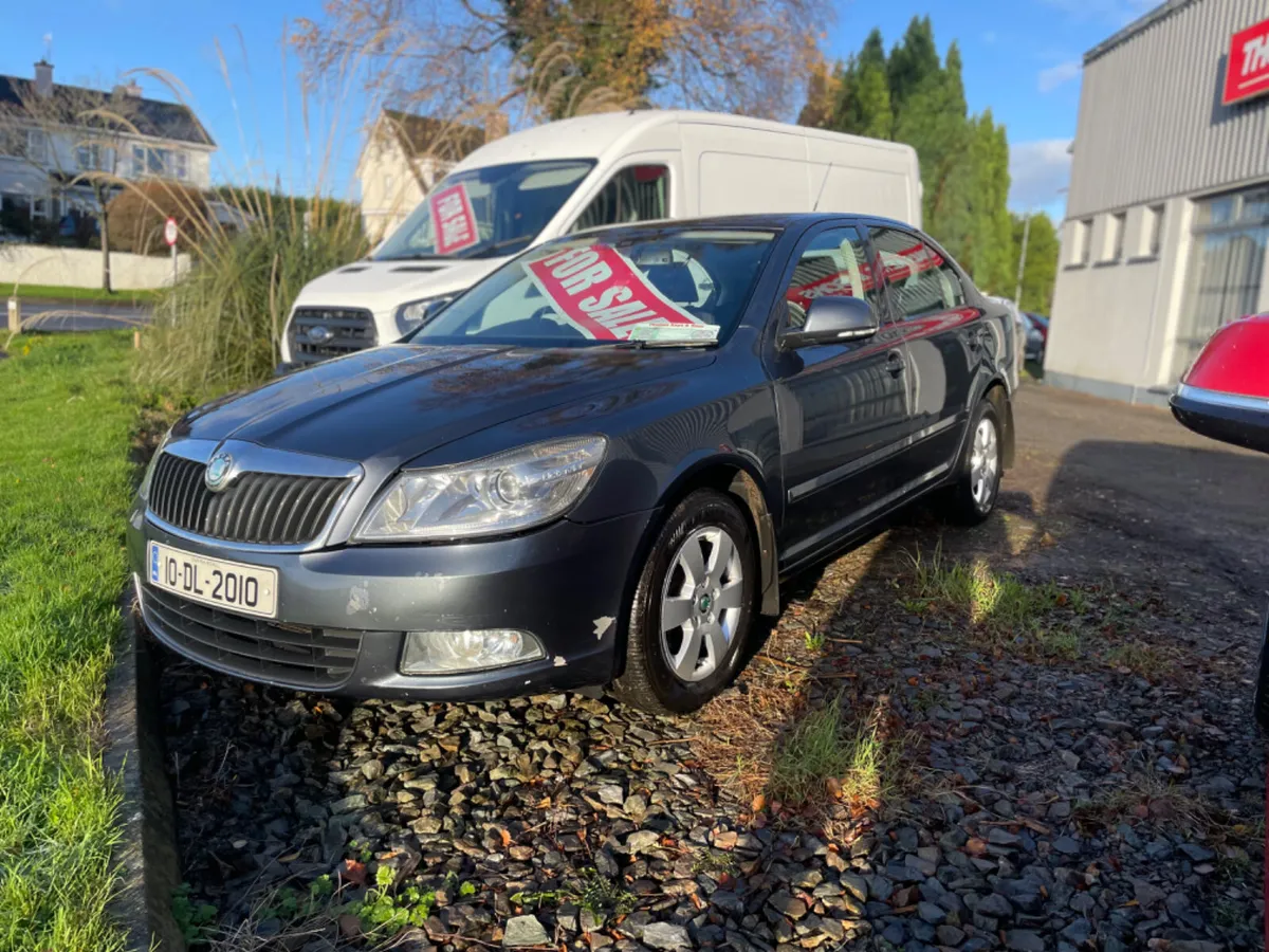 2010 Skoda Octavia Elegance - Image 2