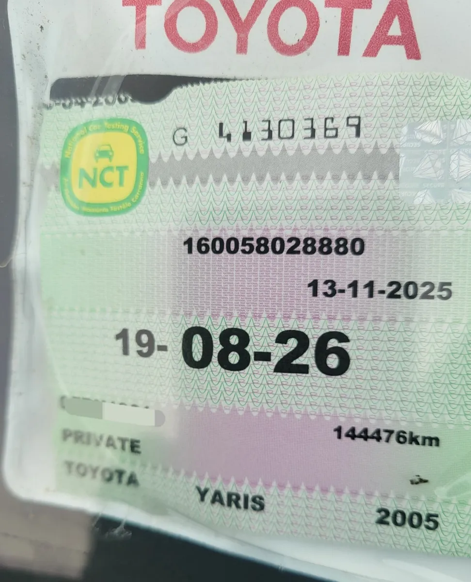 Toyota Yaris 2005 - Image 2