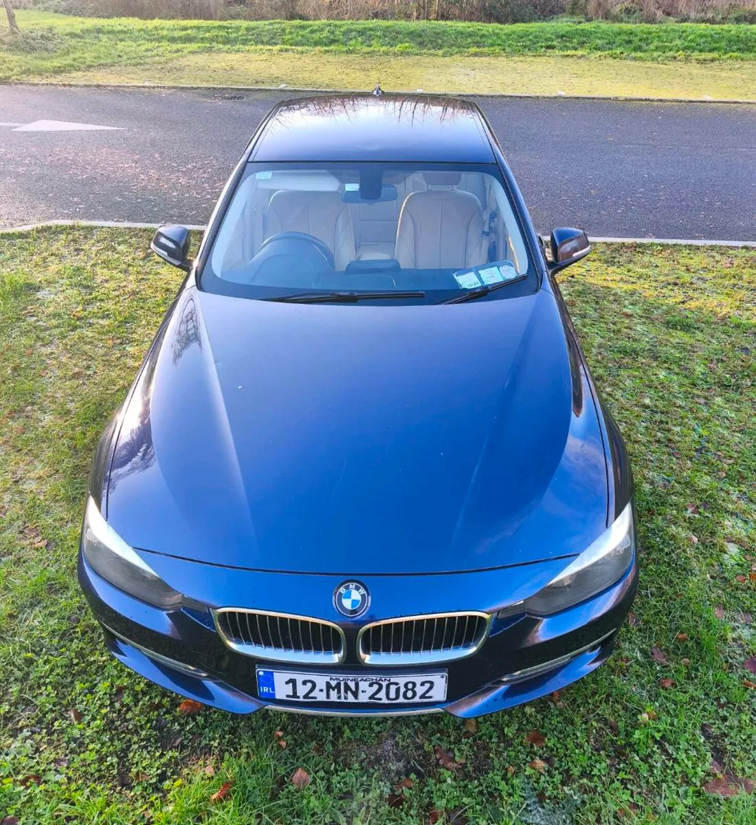 BMW 3 series Luxury 2012 - Image 1
