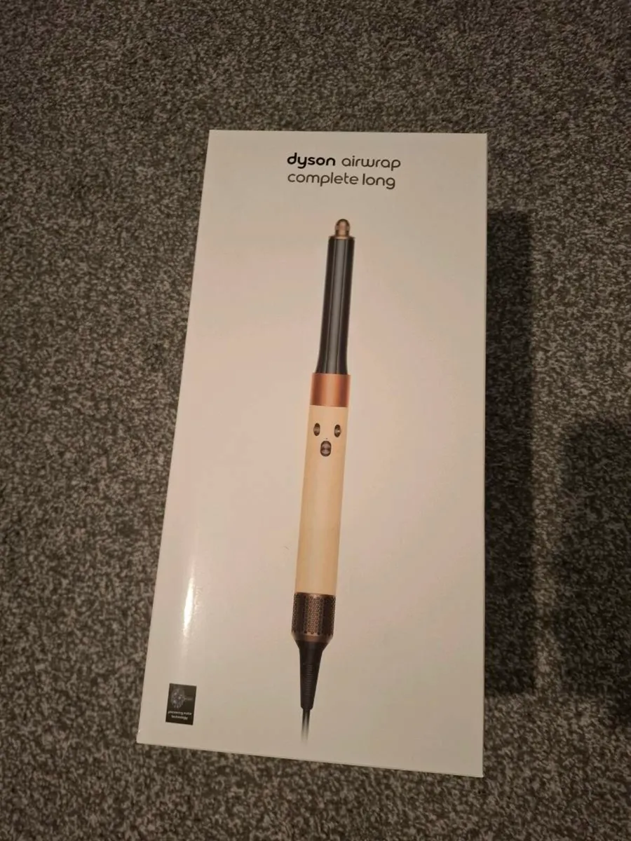Dyson airwrap - Image 1