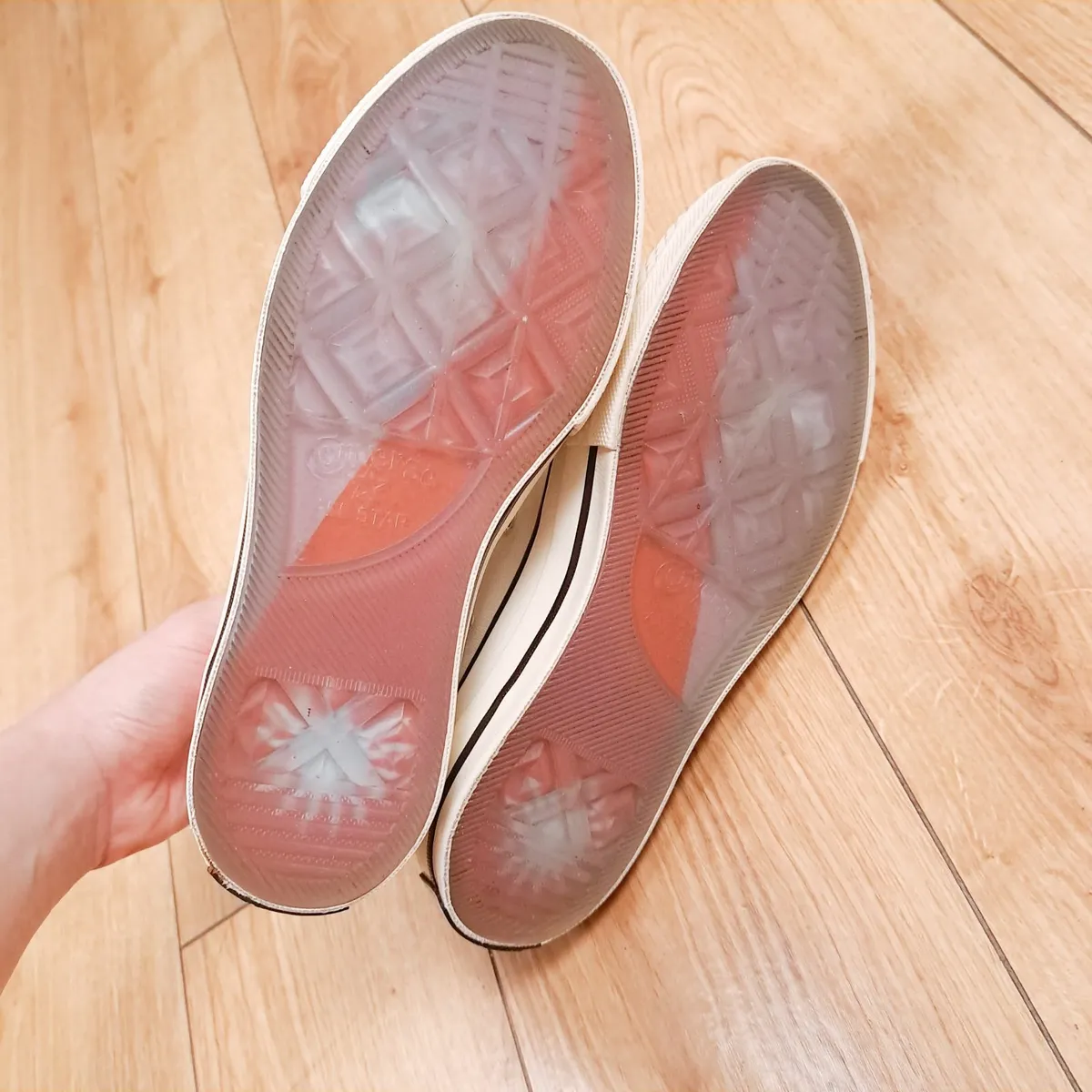 Converse White High Top Embroidered Trainers 5UK - Image 3