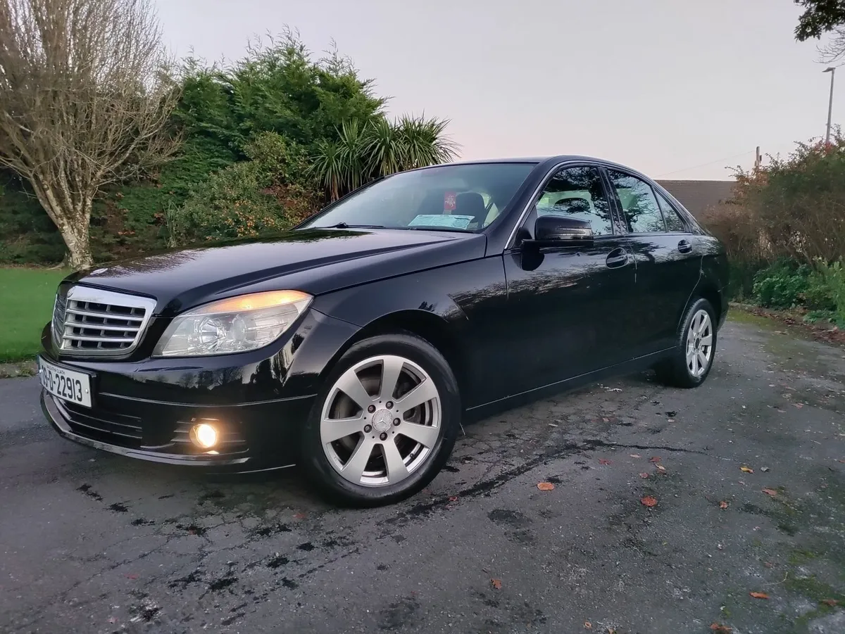 Mercedes-Benz Nct 22/11/2026 - Image 2