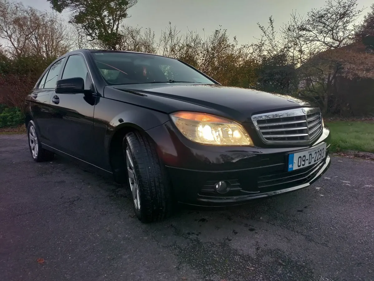 Mercedes-Benz Nct 22/11/2026 - Image 4