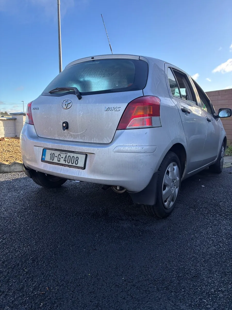 Toyota Yaris - Image 2