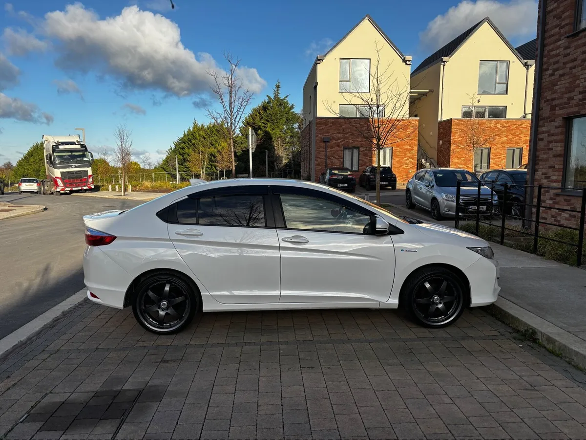 Honda Grace 2016 - Image 3