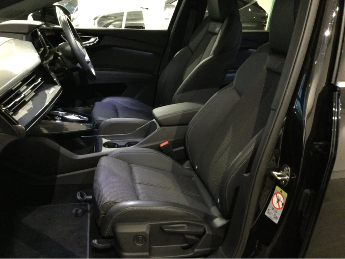 Audi Q4 e-tron E-TRON S LINE 45 - Image 4