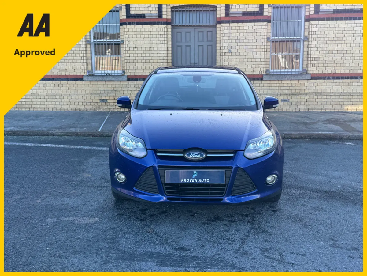 Ford Focus ZETEC TURBO 1.0 Ecoboost *1 YEAR UNLIMI - Image 2