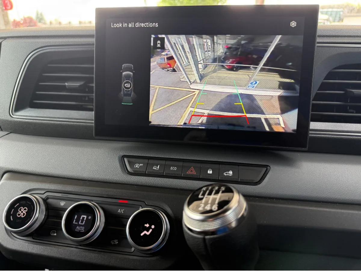 Nissan Interstar Free Ply-lining 150 bhp L3H2 SV P - Image 4