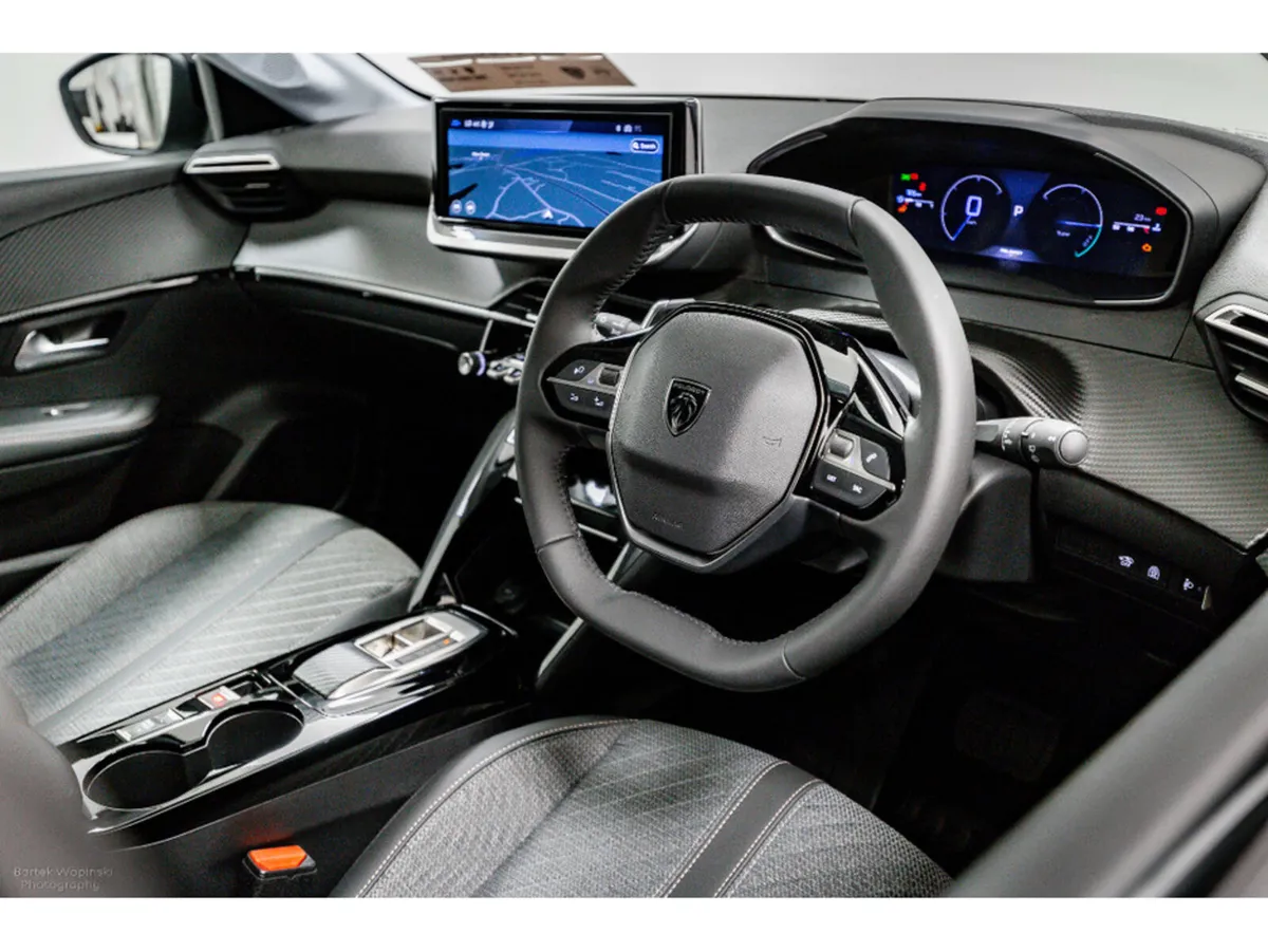 Peugeot 208 Allure Hybrid Auto 110HP - Image 2