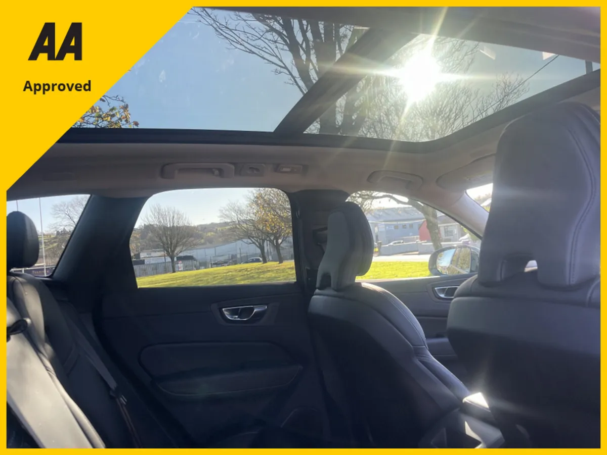 Volvo XC60 INSCRIPT T6 RCHARGE RECHARGE INSCRIPTIO - Image 3