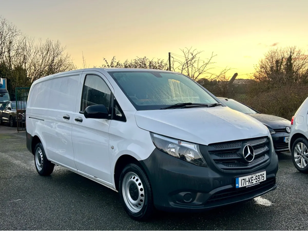 Mercedes-Benz Vito V SERIES SPRINTER VAN - Image 1