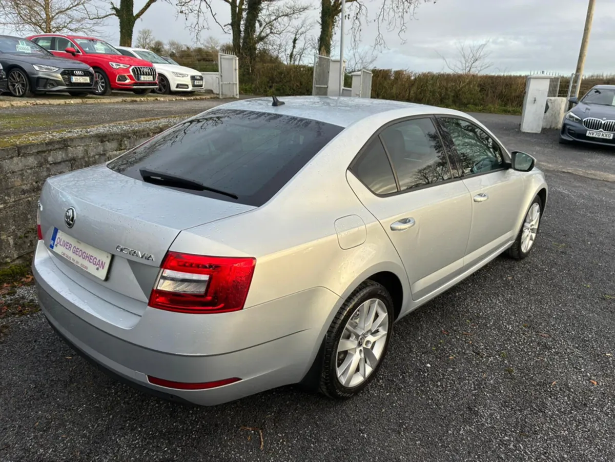 Skoda Octavia 1.6 TDI SEL 115 BHP AUTO - Image 2