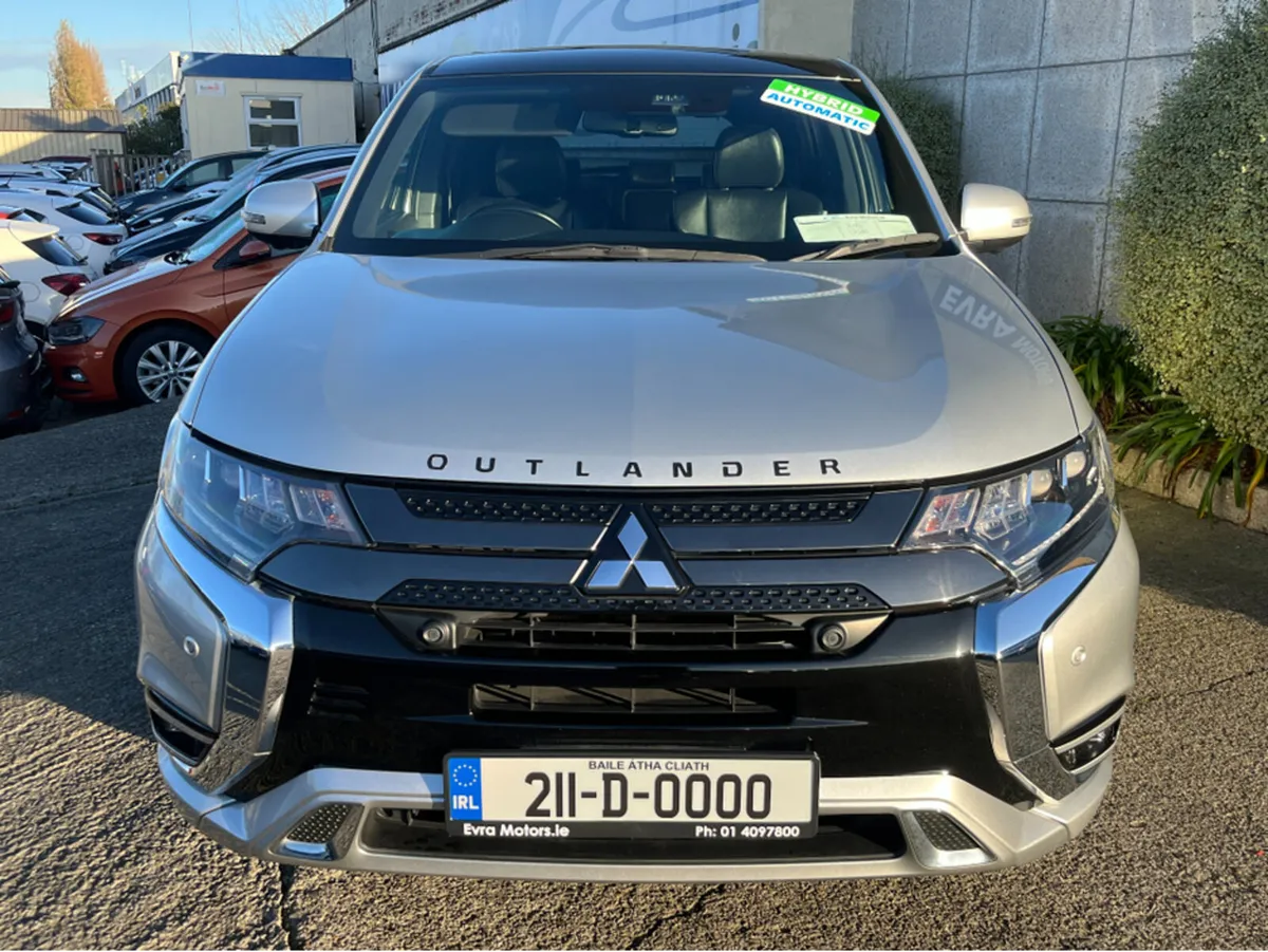 Mitsubishi Outlander S EDITION AUTOMATIC HYBRID PH - Image 2
