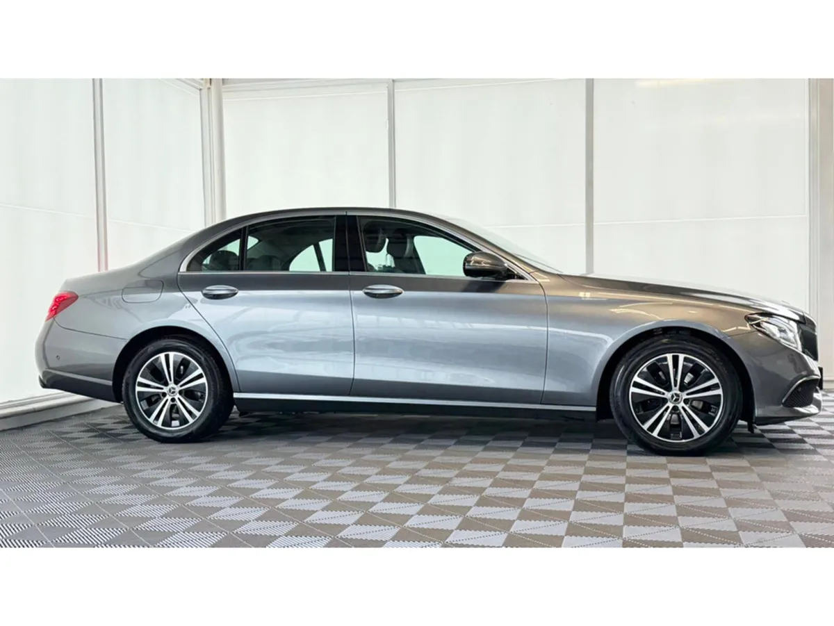 Mercedes-Benz E-Class E220 D SE 4DR AUTO - Image 3