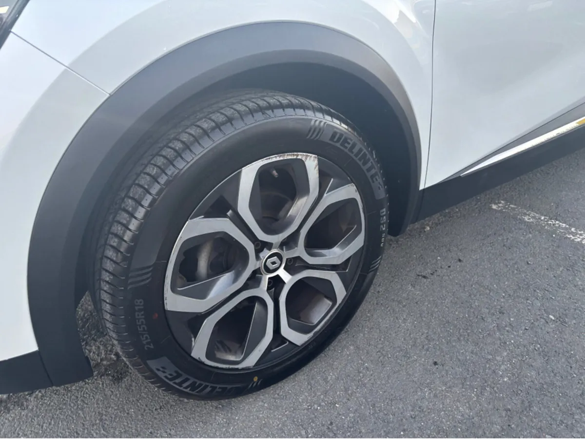 Renault Captur TECHNO TCE 90 MY23 5DR - Image 3