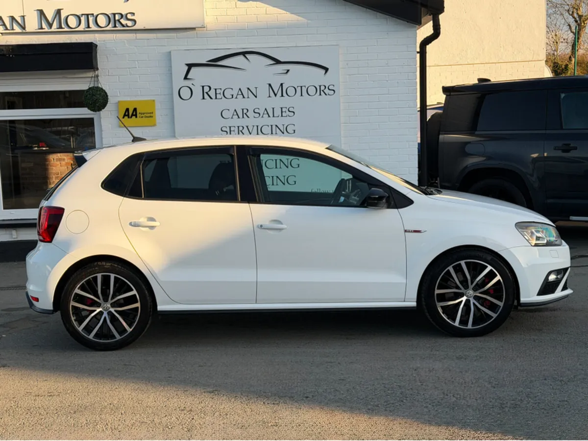 Volkswagen Polo POLO GTI 1.8T AUTO 197HP - Image 2