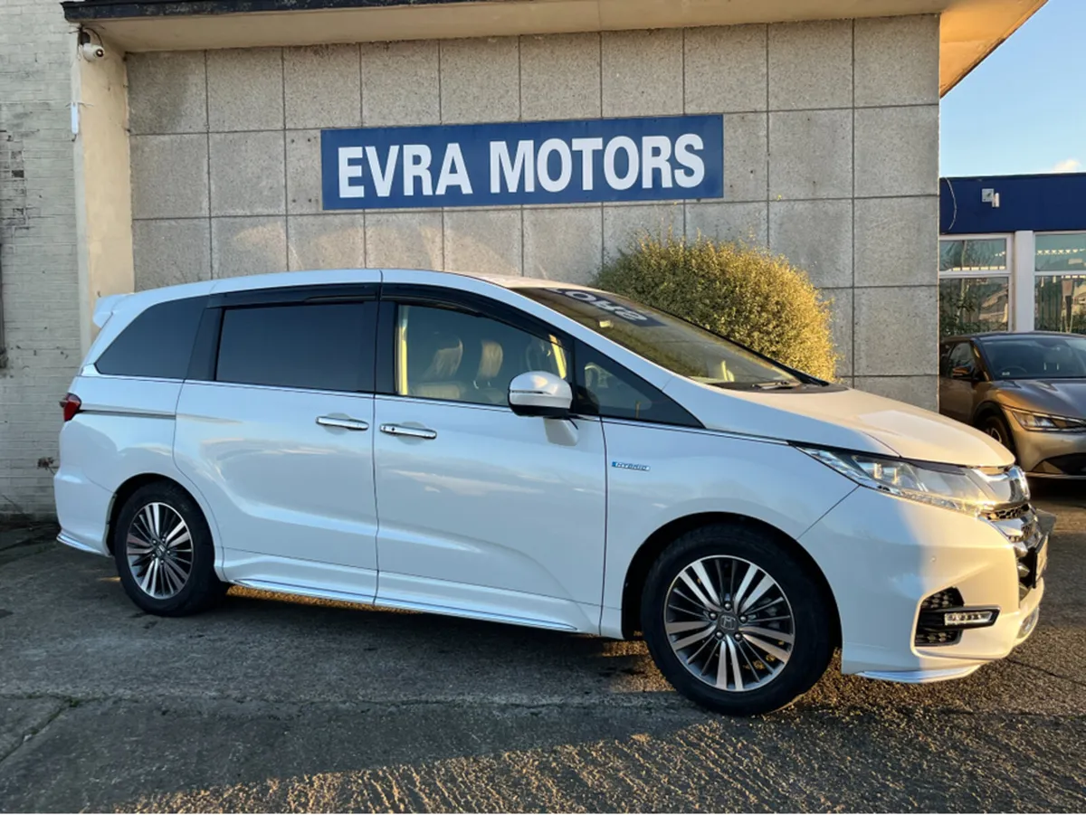 Honda Odyssey ABSOLUTE 7 SEATER AUTOMATIC 2.0 PETR - Image 3