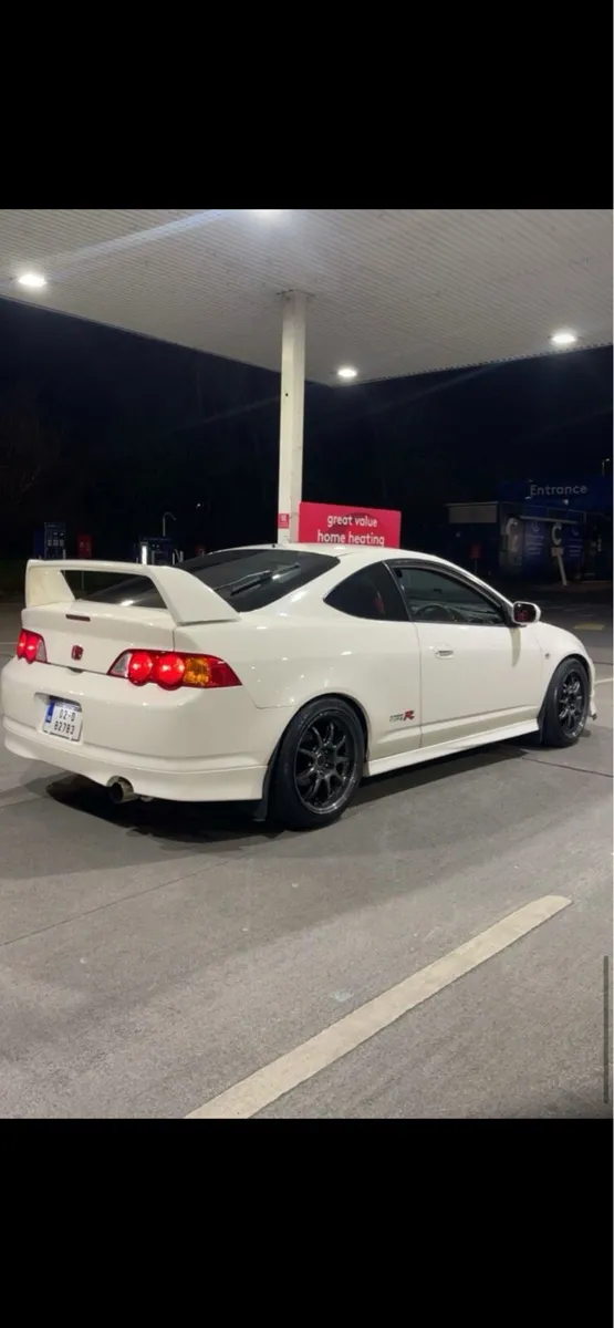 Honda DC5 Type R - Image 2