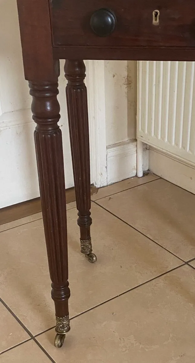 Gillows flamed mahogany side table - Image 2