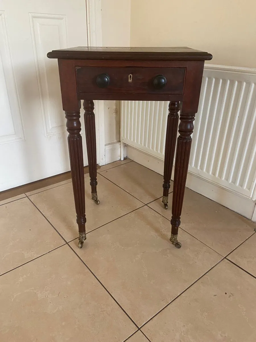 Gillows flamed mahogany side table - Image 3