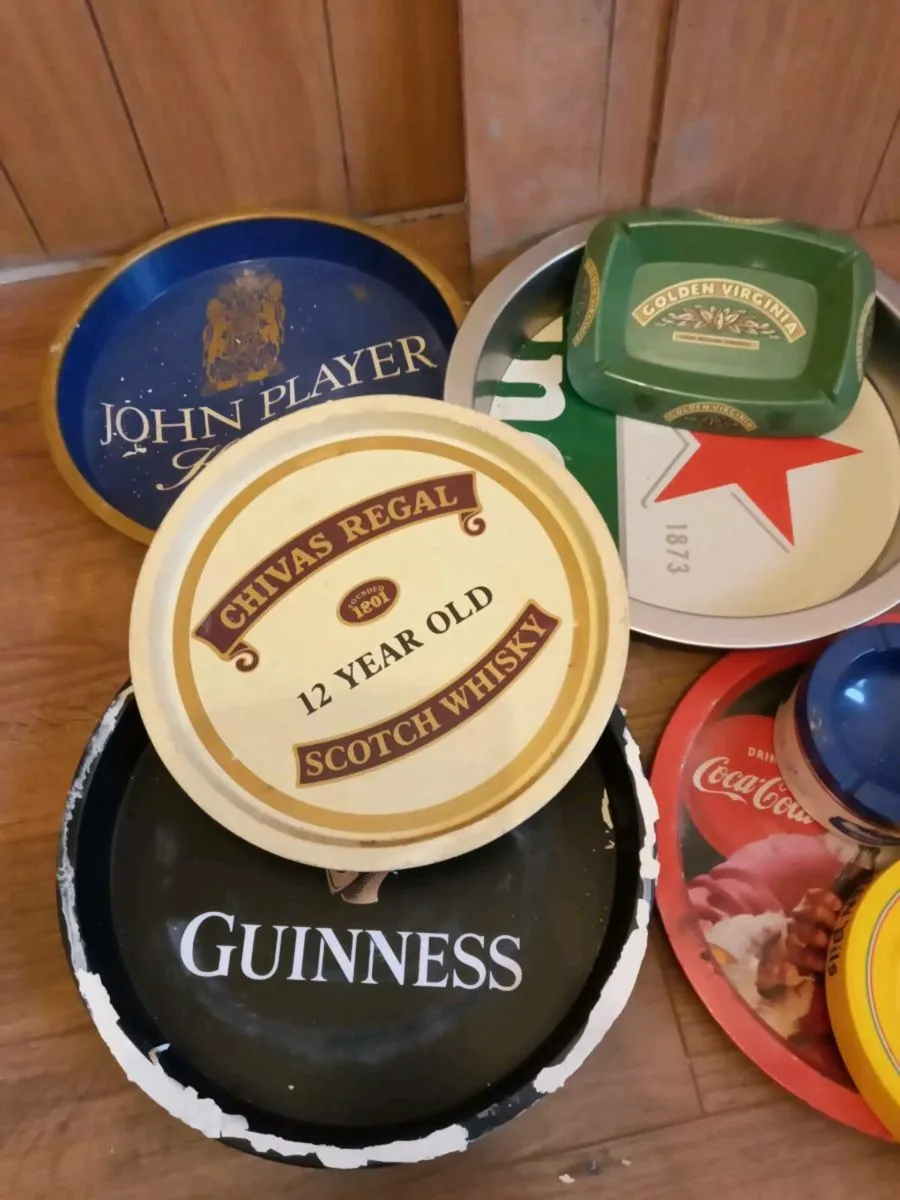 Bar collectibles - Image 1