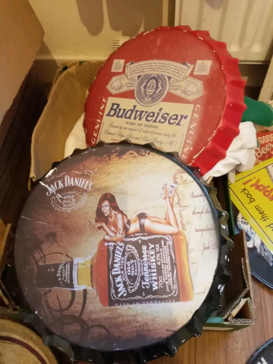 Bar collectibles - Image 4